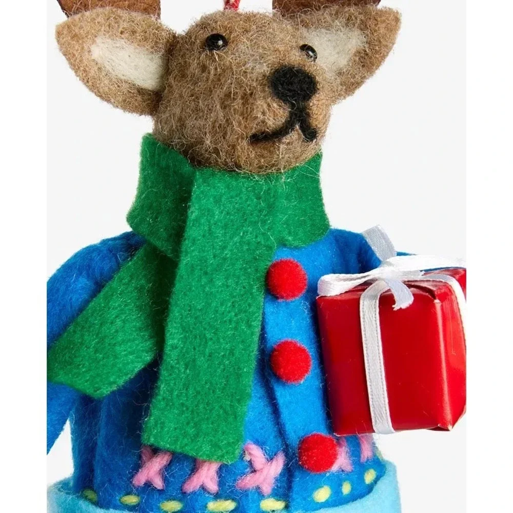 Holiday Lane‎ Merry Magic Felt Gift Moose Hanging Ornament Macy Exclusive NWT